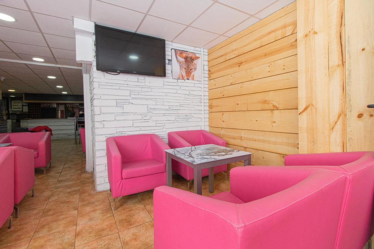 Apartaments Turistics Natural Suites Manzano 3000 帕斯底拉卡萨 外观 照片